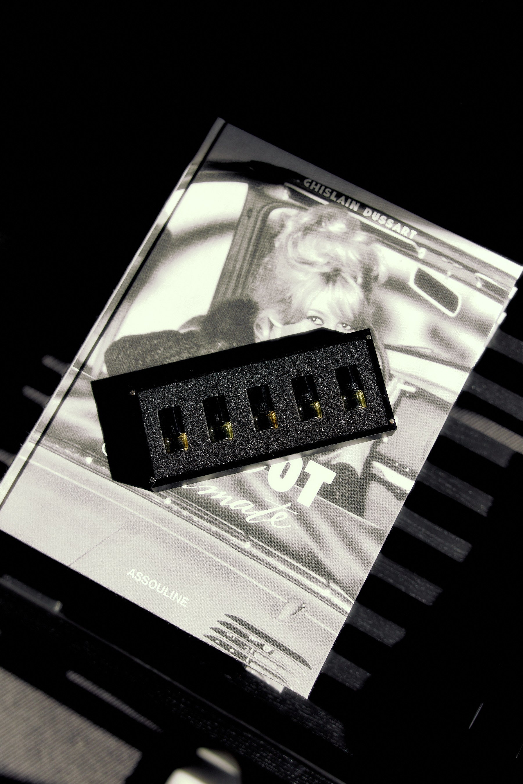 Coffret découverte parfum huileux de niche DOSE Fragrace - 5 miniatures 1ml